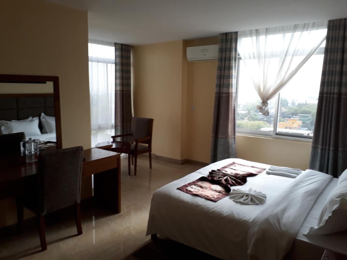 Imperial Hotel & Apartments Dar es Salaam Extérieur photo