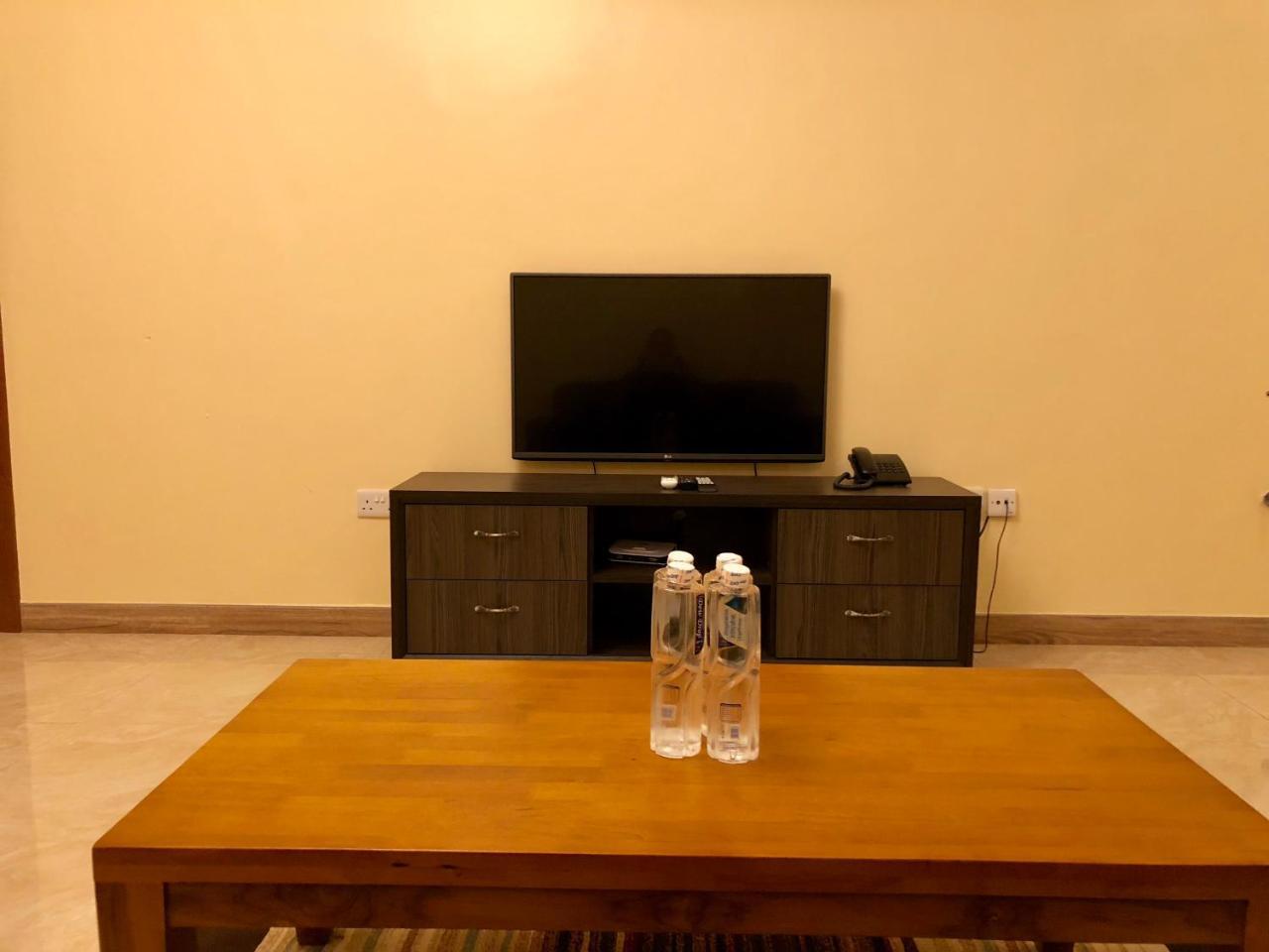 Imperial Hotel & Apartments Dar es Salaam Extérieur photo